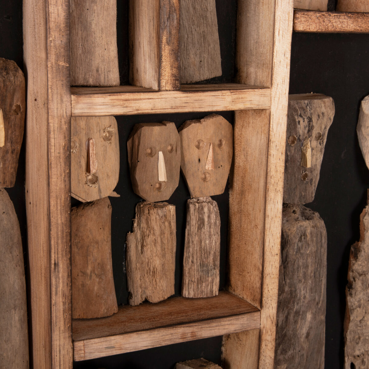 ΔΙΑΚΟΣΜΗΤΙΚΟ ΤΟΙΧΟΥ MYST LH10.4275 ΚΑΔΡΟ ΜΕ ΦΙΓΟΥΡΕΣ ΑΠΟ DRIFTWOOD 60x5x80Υεκ. - Image 5